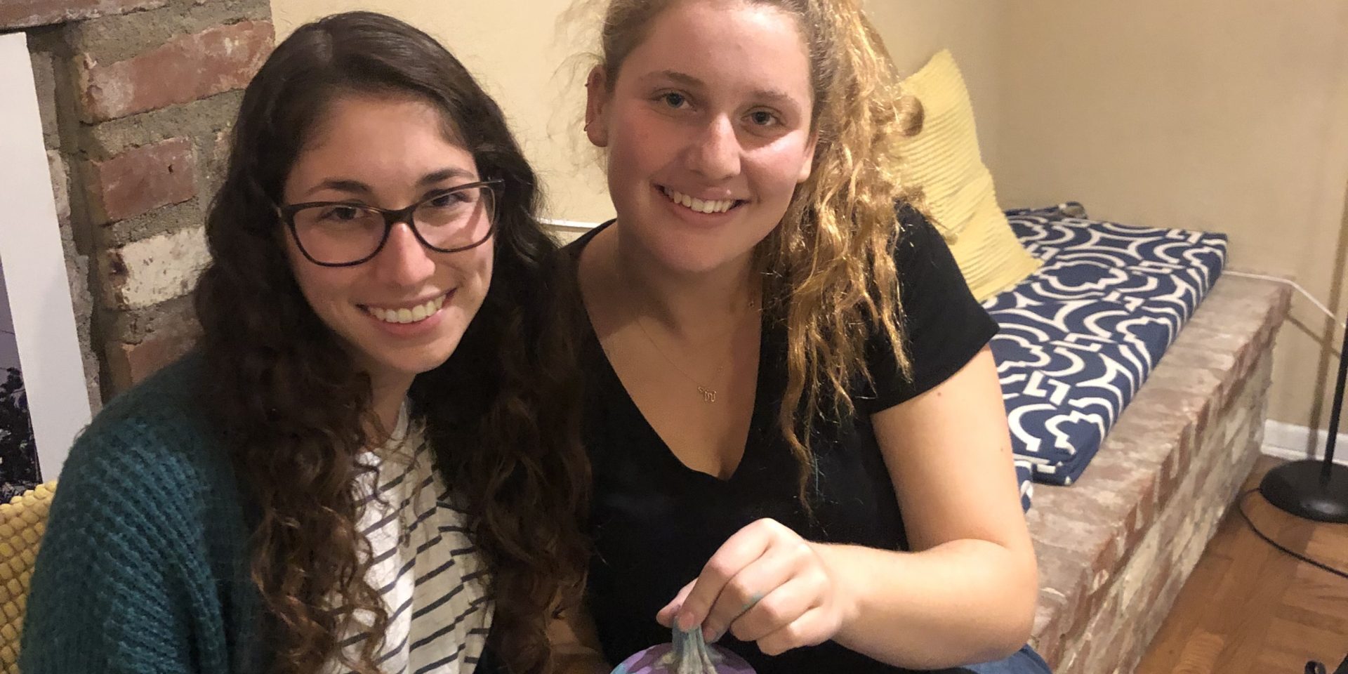 Annabelle and Hannah last year FYSH